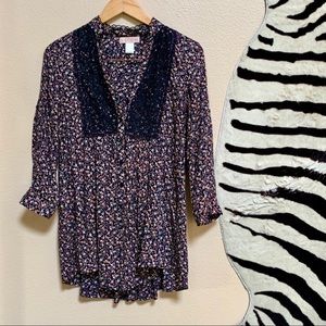 BAND OF GYPSIES BOHO STYLE LS top with floral/lace